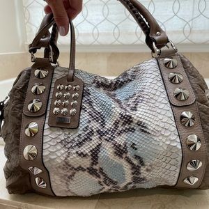 Be&D Dr. Satchel Bag